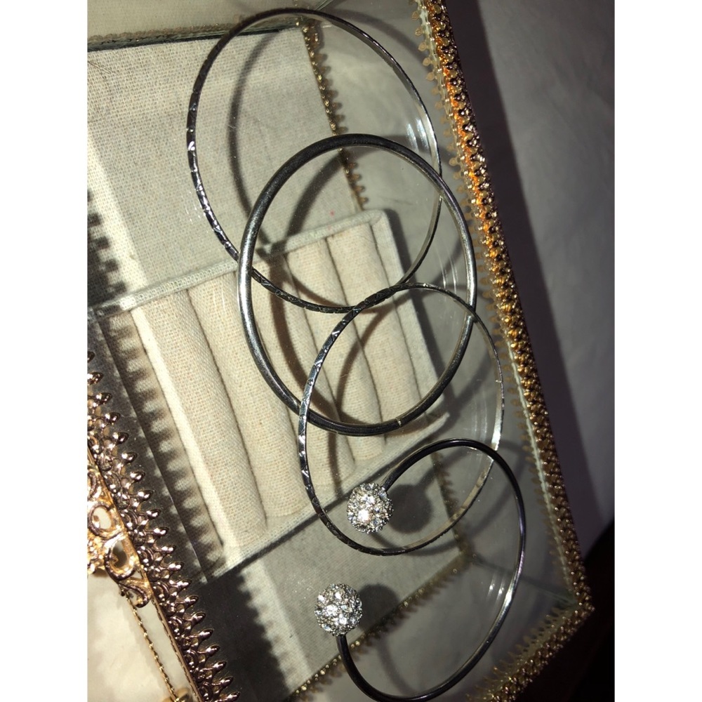 Bracelet set